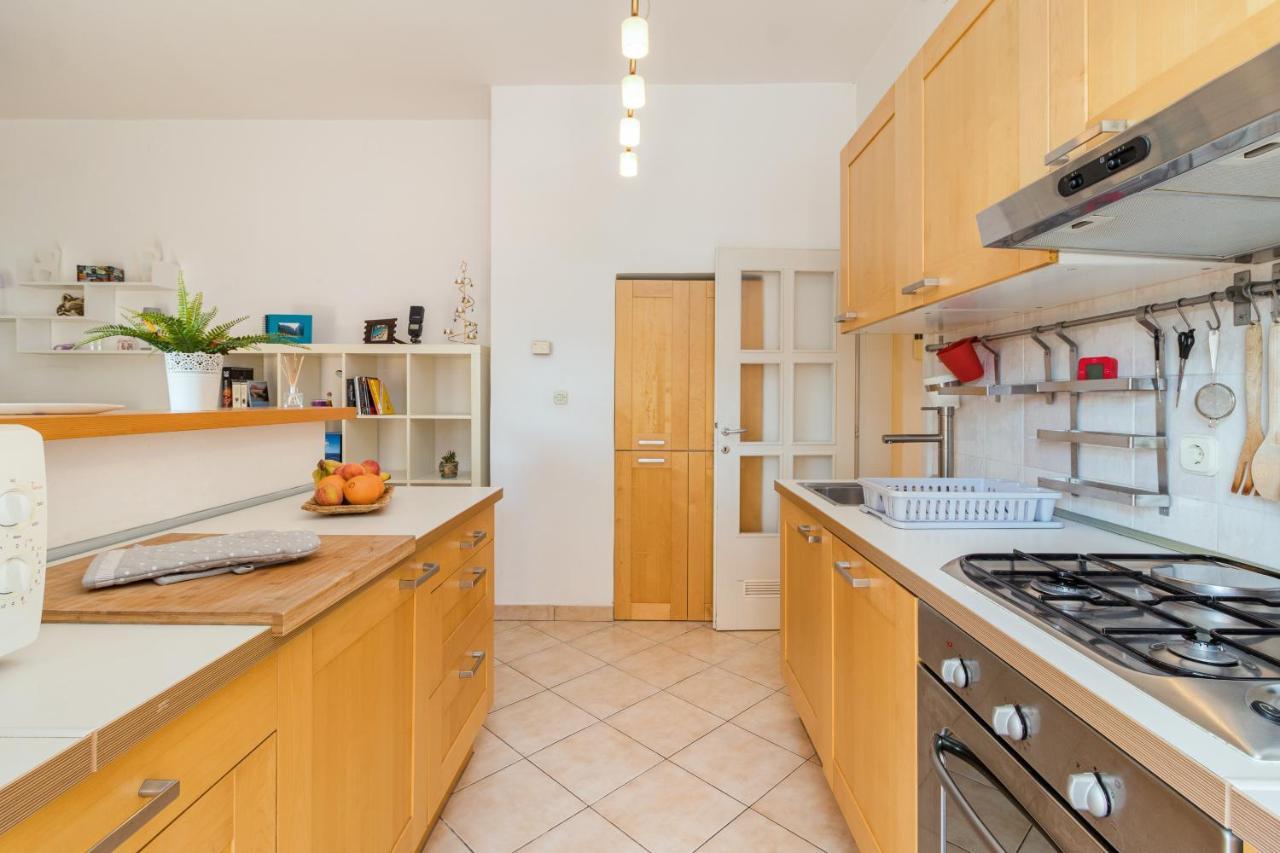 Cubo Appartement Pula Buitenkant foto
